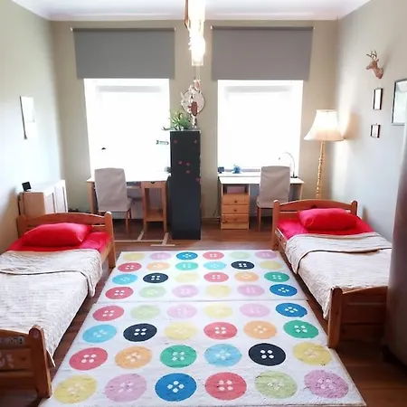 Wygodne Rodzinne 90m2, 5min Do Starowki, Opcja Darmowego Parkingu, Salon I 2 Sypialnie